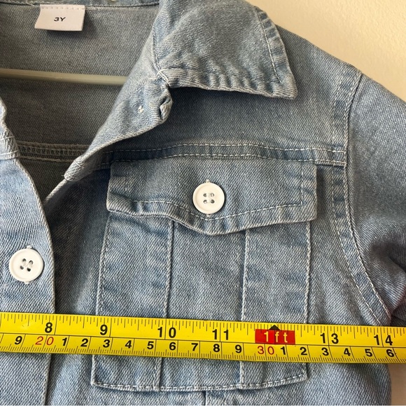 🌼 5/$25 Kids Light Wash Denim Jean Jacket Toddler Size 3Y (3T) Unisex Outerwear - Picture 4 of 8